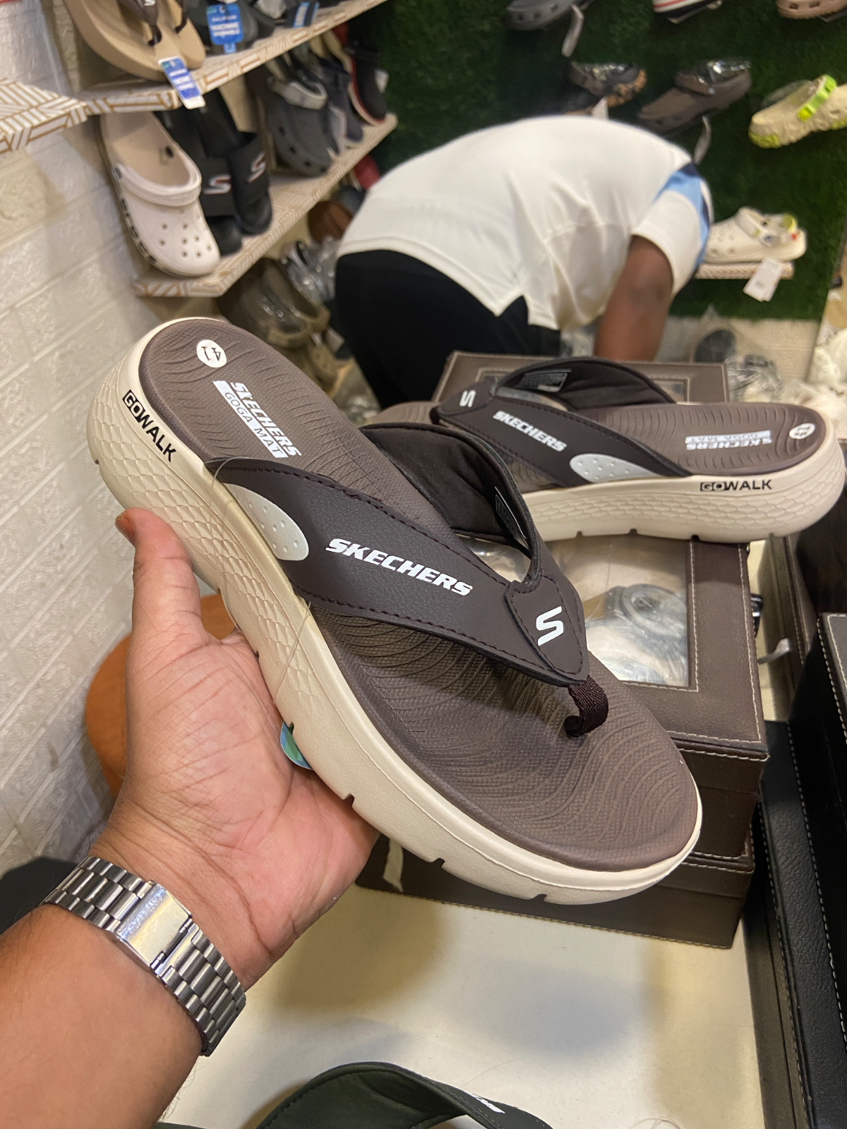 Sketchers Slippers thumbnail 3