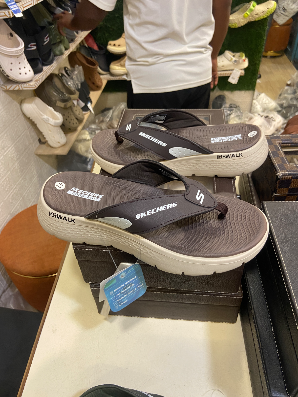 Sketchers Slippers thumbnail 4